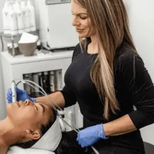 Signature Hydrafacial